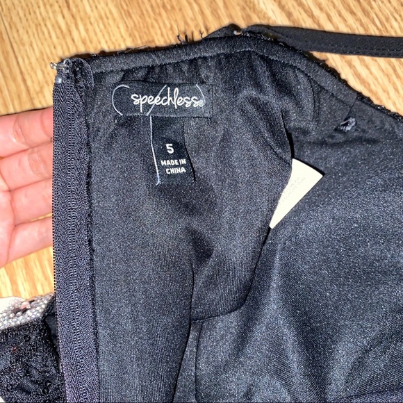 Long black and white prom dress with jewels - Picture 8 of 8